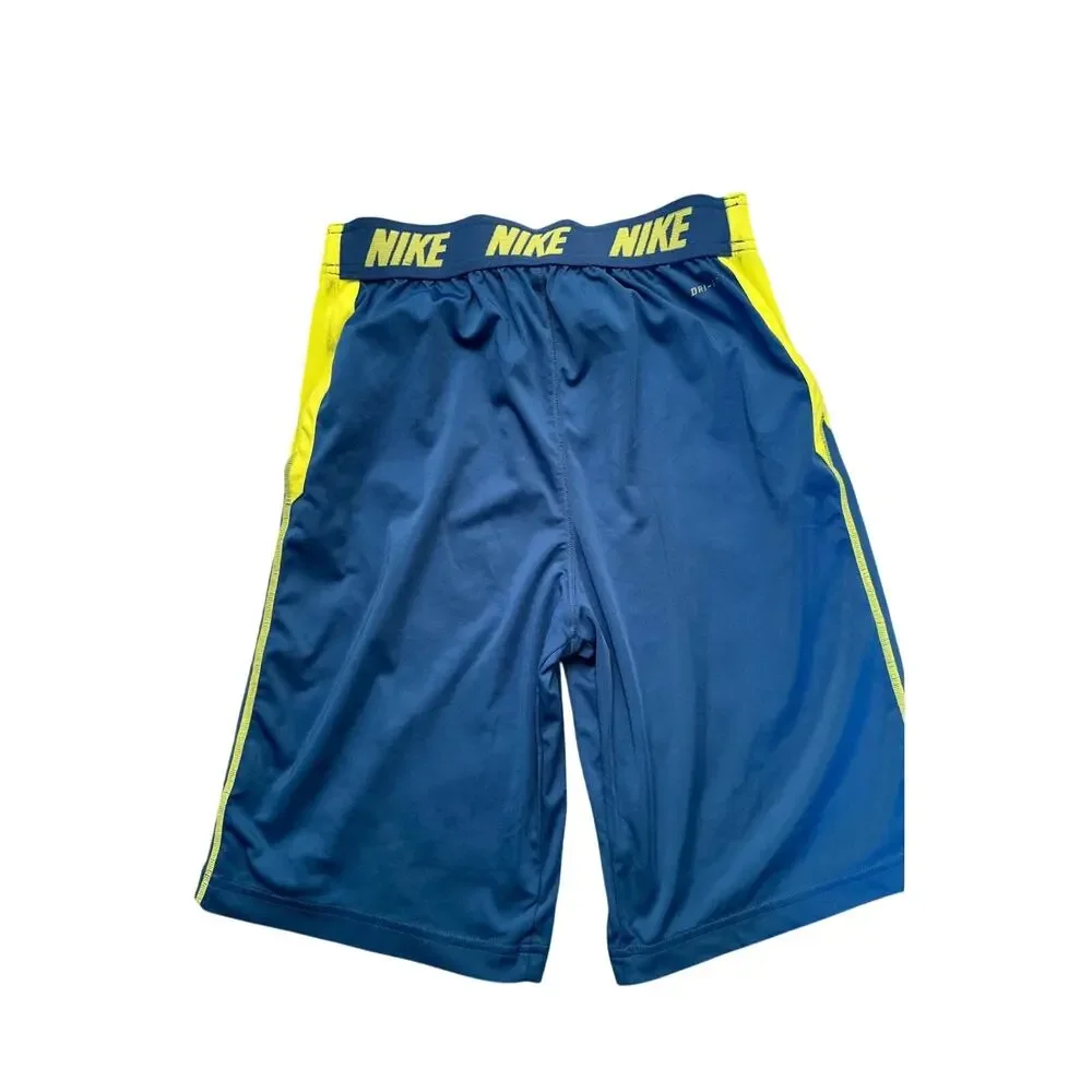 nike accessories Bundle Headband Shirt Shorts Backpacks
